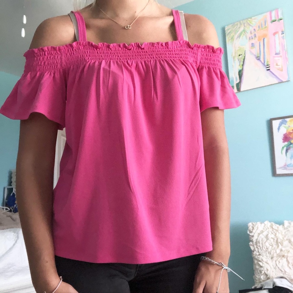 Off shoulder pink top